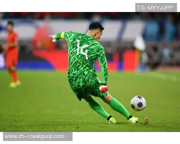 国足表现评析王大雷和王钰栋表现尚可申花边卫评分垫底引发热议