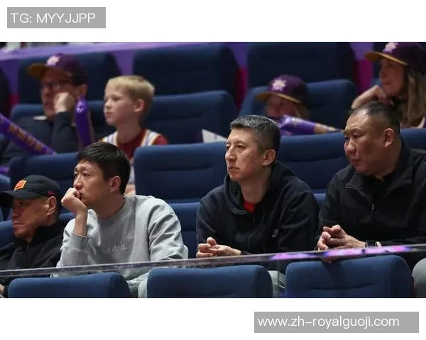 中国男篮启程西班牙进行为期两周的欧洲拉练并将参加四场热身赛